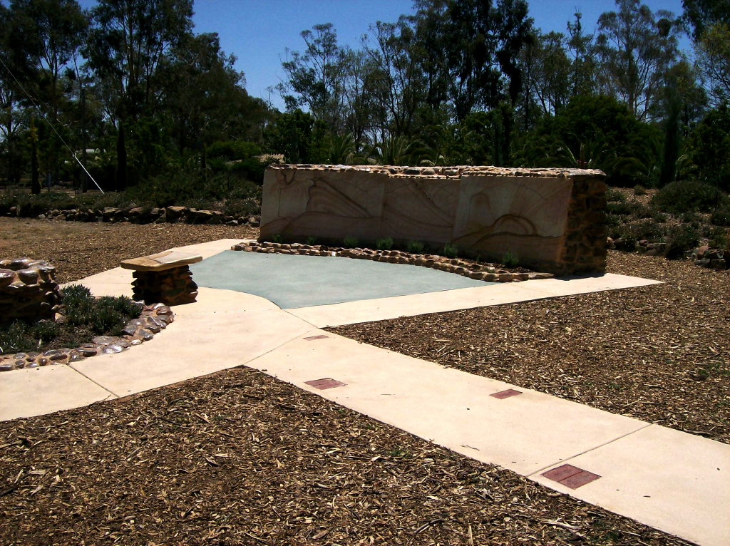 sandstone wall another view